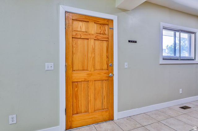 1219 E KENSINGTON AVE, Salt Lake City, UT 84105