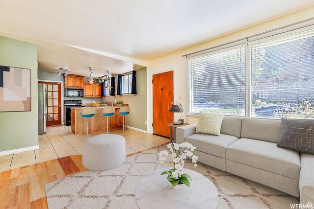 1219 E KENSINGTON AVE, Salt Lake City, UT 84105