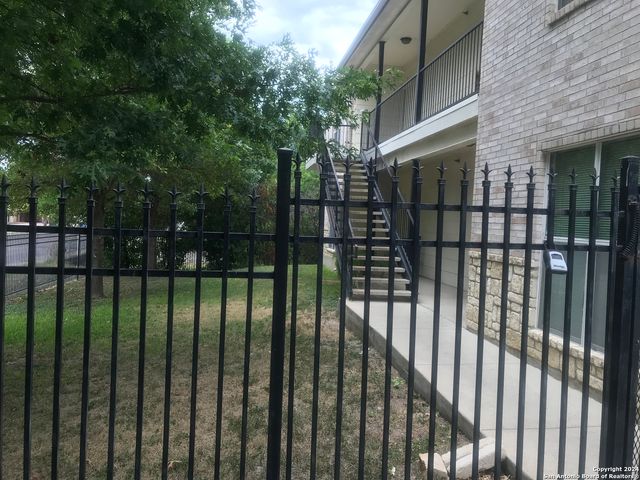 4931 Ali Ave Apt 1, San Antonio, TX 78229