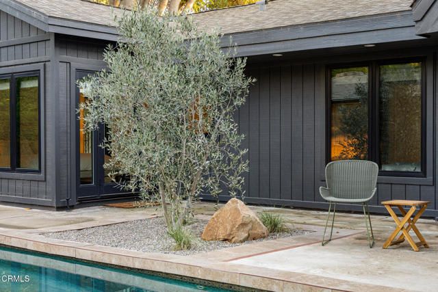 1015 W El Roblar Drive, Ojai, CA 93023