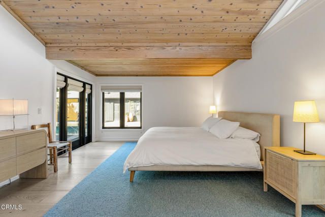 1015 W El Roblar Drive, Ojai, CA 93023