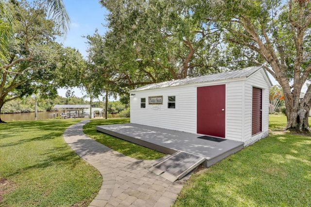 450 S Naranja Avenue, Port St Lucie, FL 34983