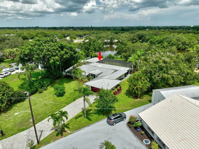 450 S Naranja Avenue, Port St Lucie, FL 34983