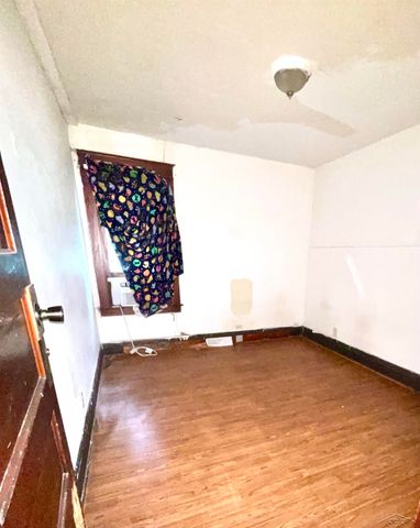 2621 Eddy Street, Saginaw, MI 48604
