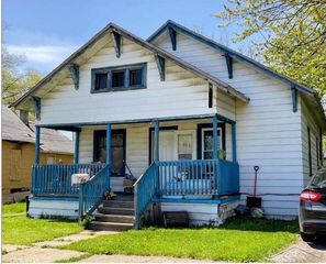 2621 Eddy Street, Saginaw, MI 48604