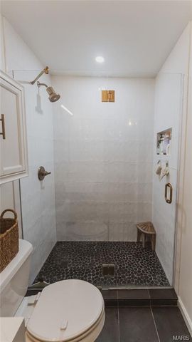 10 Four Winds Drive, St Peters, MO 63376