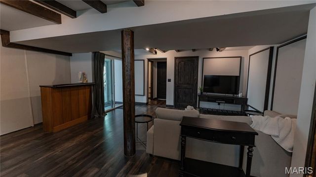 10 Four Winds Drive, St Peters, MO 63376