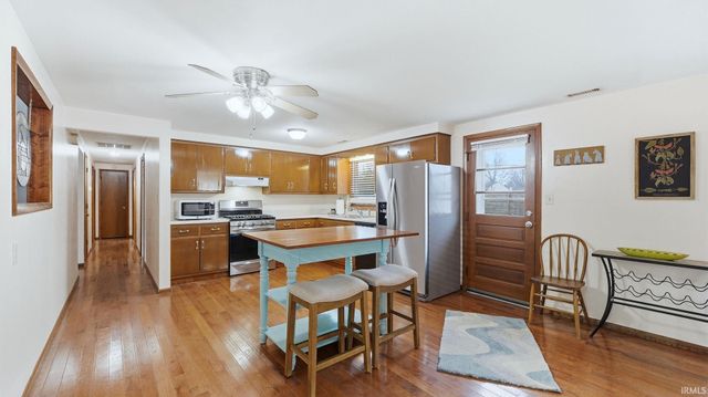 7210 Rollindale Drive, Fort Wayne, IN 46835