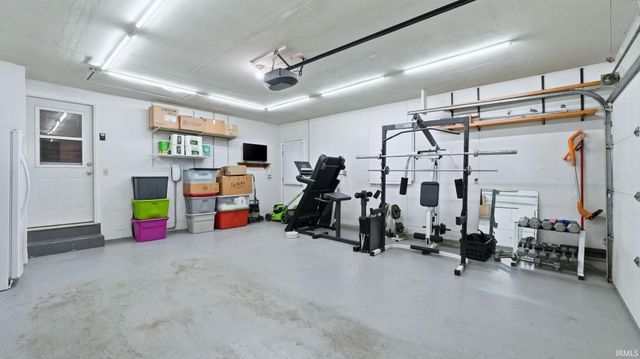 7210 Rollindale Drive, Fort Wayne, IN 46835