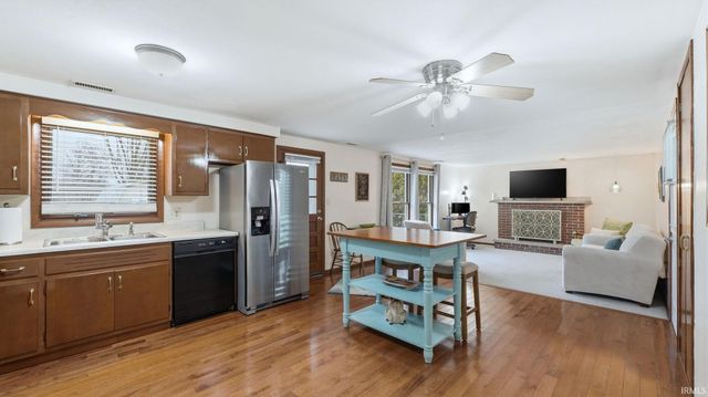 7210 Rollindale Drive, Fort Wayne, IN 46835