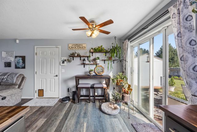 20216 E Grace Ln, Otis Orchards, WA 99027
