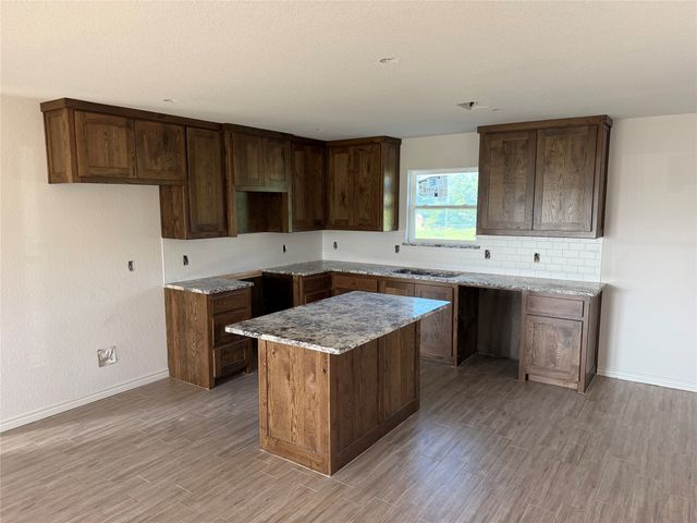 192 Altom Road, Springtown, TX 76082