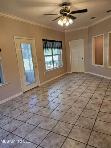 74607 N Diamondhead Drive, Diamondhead, MS 39525