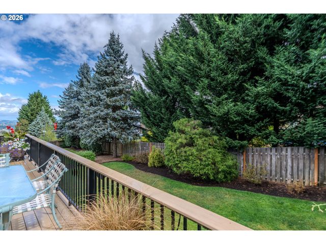 8354 Sw 187TH Ave, Beaverton, OR 97007
