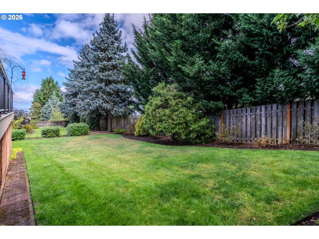 8354 Sw 187TH Ave, Beaverton, OR 97007