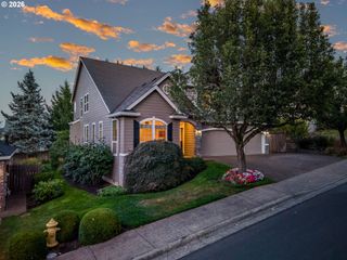 8354 Sw 187TH Ave, Beaverton, OR 97007