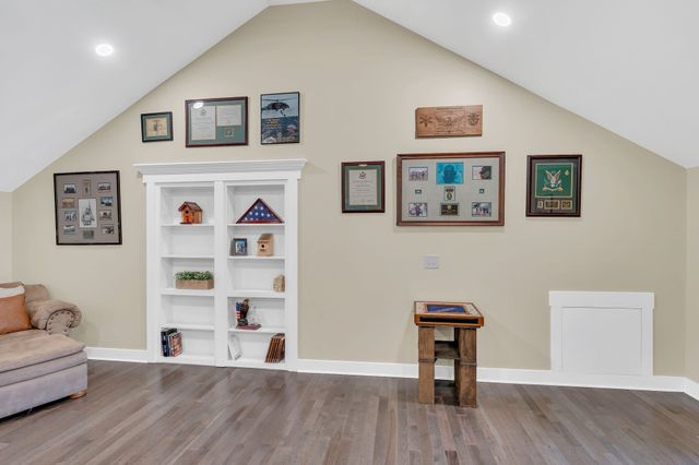 2600 Little Bartons Creek Rd, Cumberland Furnace, TN 37051