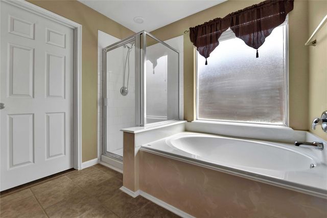 2706 Woodspring Forest Drive, Houston, TX 77345