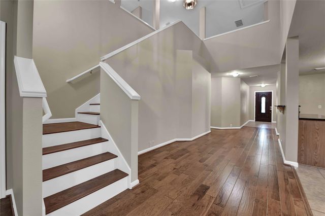 2706 Woodspring Forest Drive, Houston, TX 77345