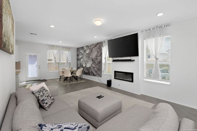 14839 Vance Jackson Rd Unit 701, San Antonio, TX 78249