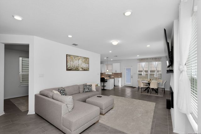 14839 Vance Jackson Rd Unit 701, San Antonio, TX 78249