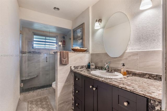 6105 SW 55th Court, Davie, FL 33314