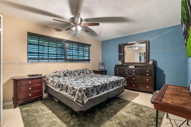 6105 SW 55th Court, Davie, FL 33314