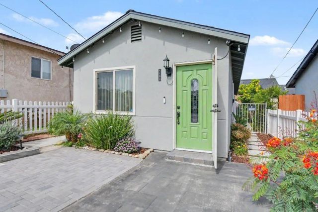 1150 14th. St., Imperial Beach, CA 91932