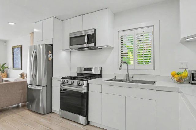 1150 14th. St., Imperial Beach, CA 91932
