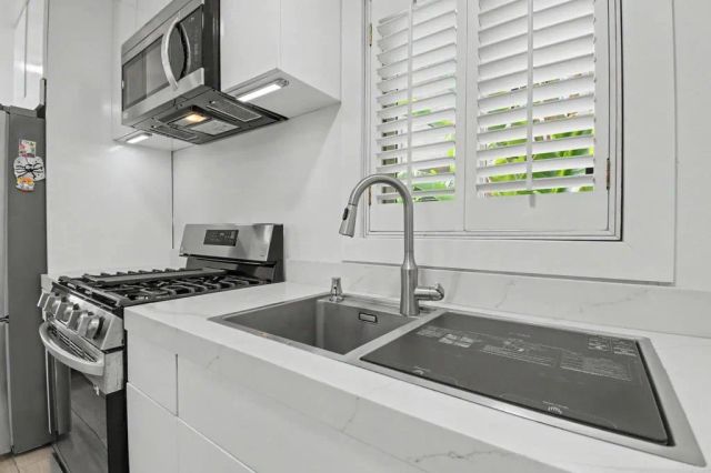1150 14th. St., Imperial Beach, CA 91932