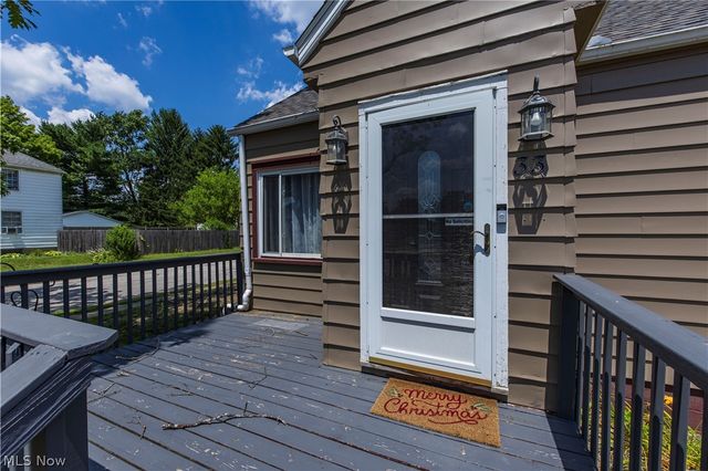 33 Pierce Avenue, Cuyahoga Falls, OH 44221