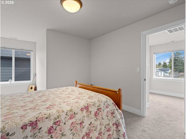 14011 Se LINDEN Ln, Milwaukie, OR 97222