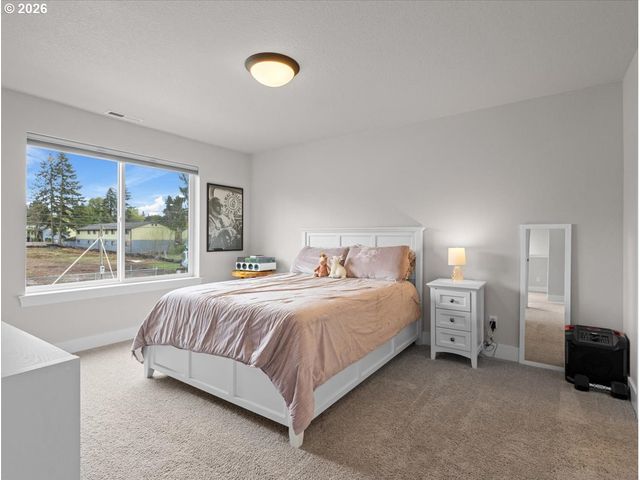 14011 Se LINDEN Ln, Milwaukie, OR 97222