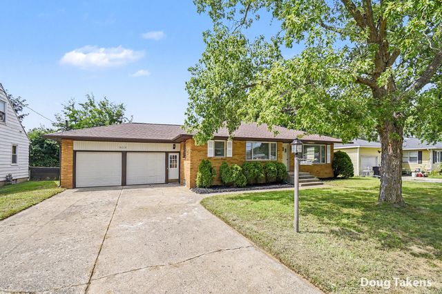 5115 Blaine Avenue SE, Kentwood, MI 49508