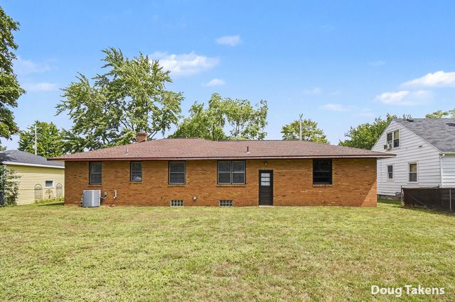5115 Blaine Avenue SE, Kentwood, MI 49508