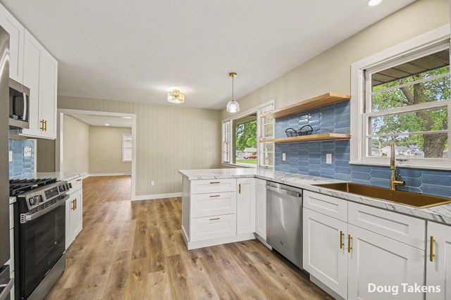 5115 Blaine Avenue SE, Kentwood, MI 49508