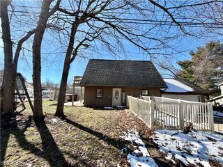 274 Rustic Rook Road, Chippewa Lake, OH 44215