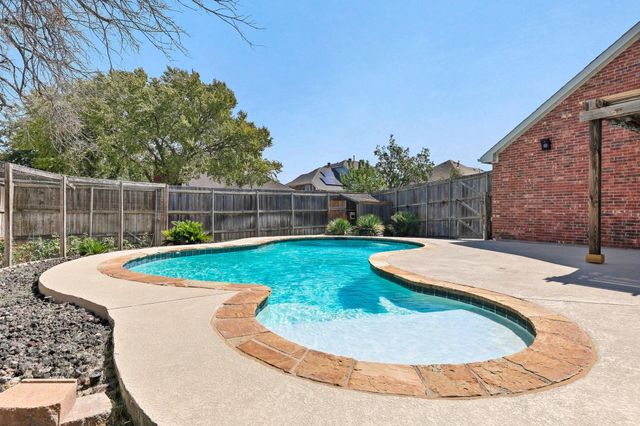 1512 Brewster Drive, Carrollton, TX 75010