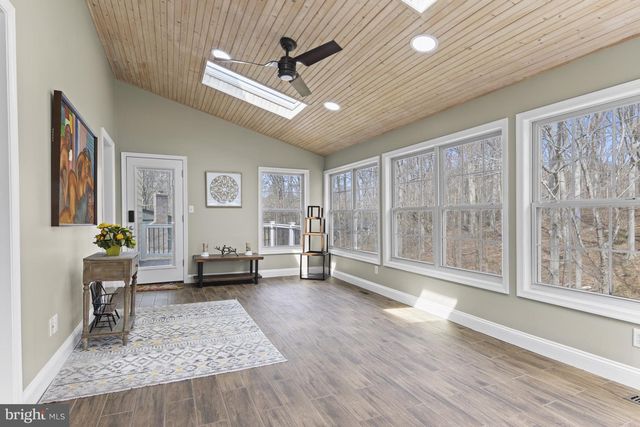 105 CARRIAGE DR, Hockessin, DE 19707