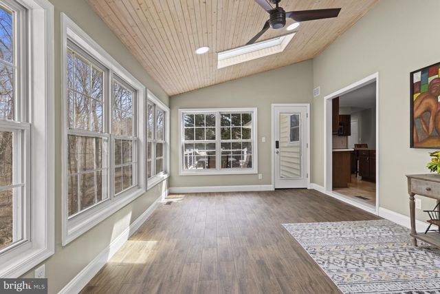 105 CARRIAGE DR, Hockessin, DE 19707