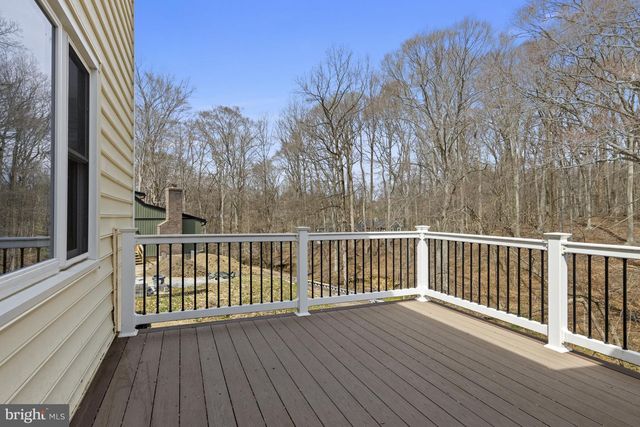 105 CARRIAGE DR, Hockessin, DE 19707