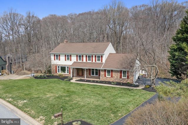 105 CARRIAGE DR, Hockessin, DE 19707