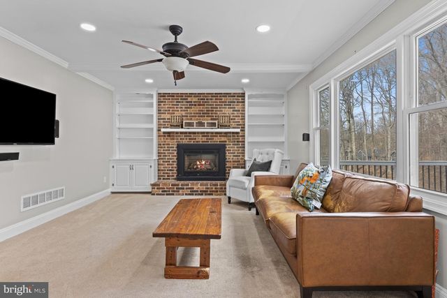 105 CARRIAGE DR, Hockessin, DE 19707