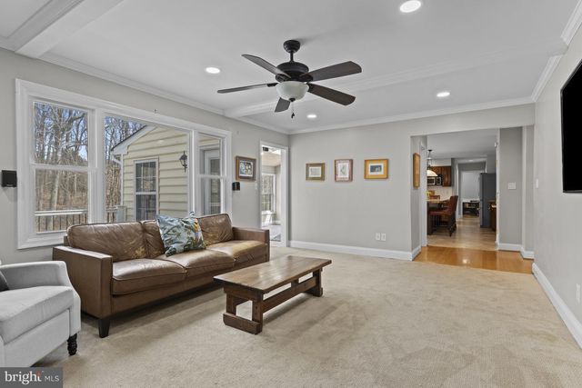 105 CARRIAGE DR, Hockessin, DE 19707