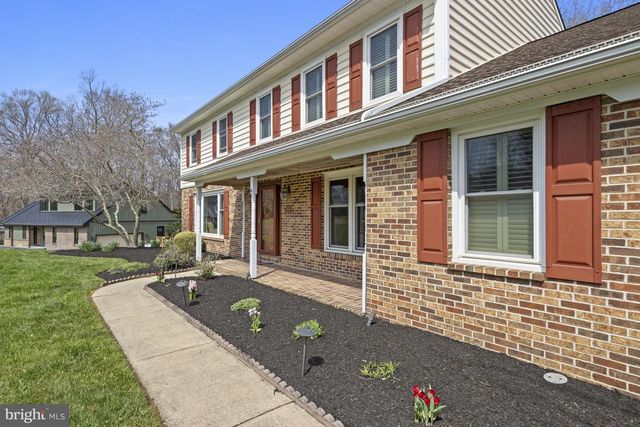 105 CARRIAGE DR, Hockessin, DE 19707