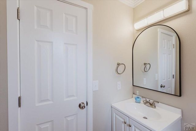 618 E 8th St, Pueblo, CO 81001