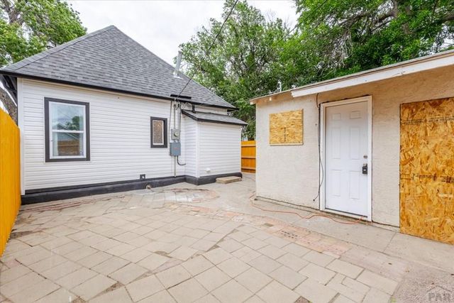 618 E 8th St, Pueblo, CO 81001