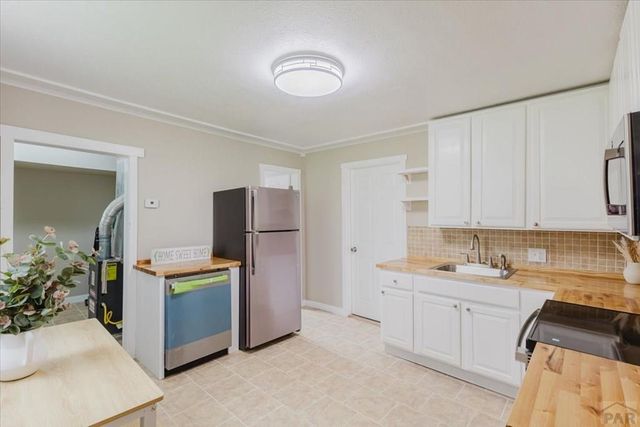618 E 8th St, Pueblo, CO 81001