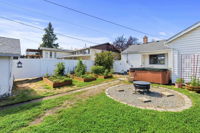 4724 N Maple St, Spokane, WA 99205