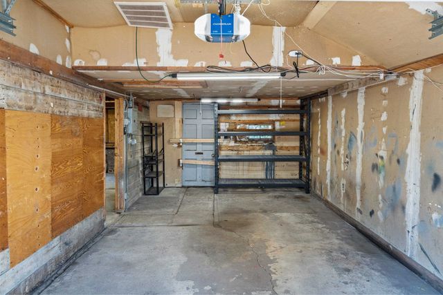 4724 N Maple St, Spokane, WA 99205
